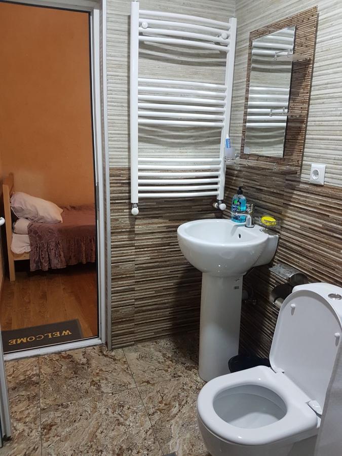 Kazbegian Host Hotel Ngoại thất bức ảnh